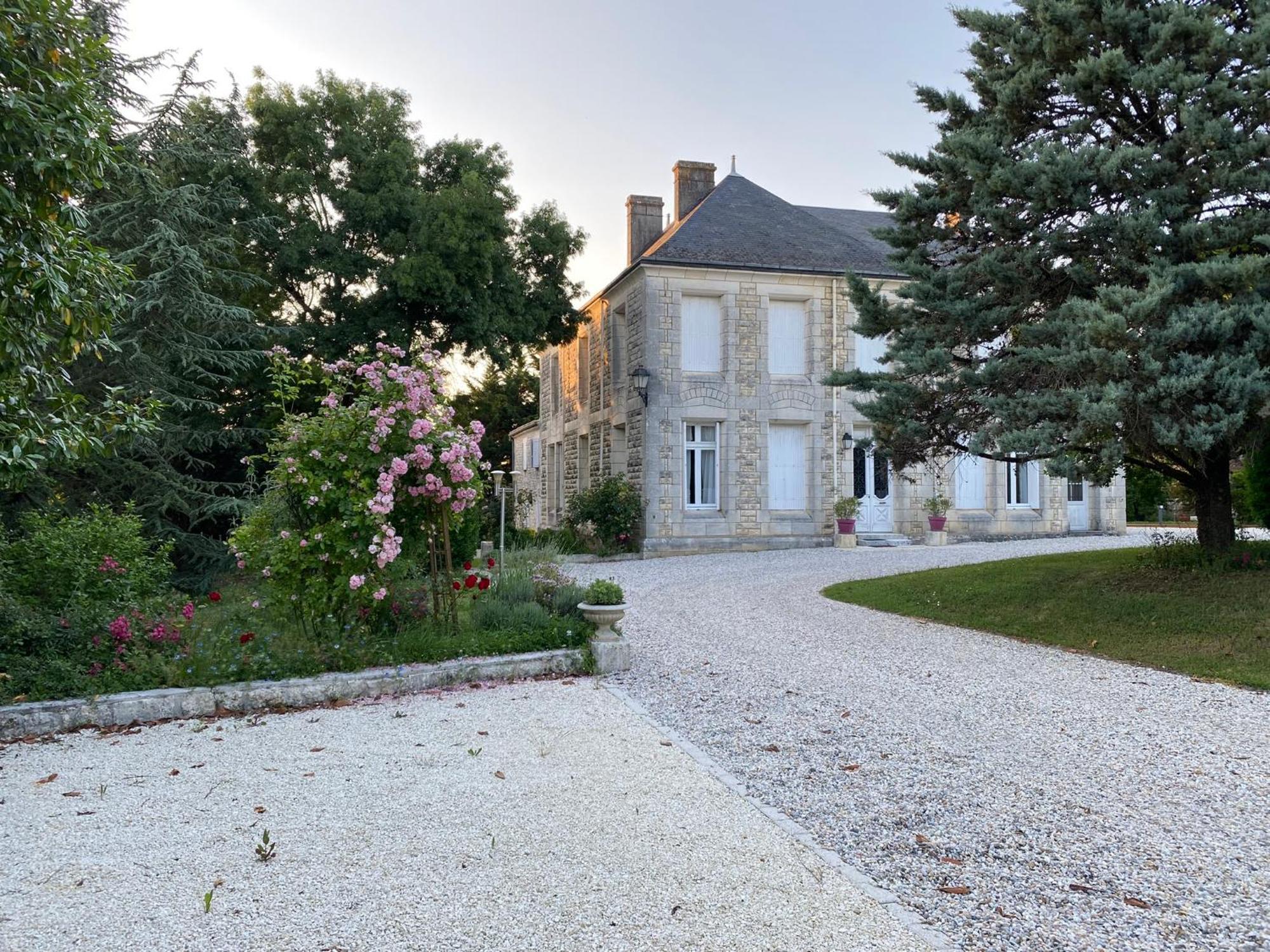 Domaine De La Perthuiserie Saint-Porchaire Екстер'єр фото